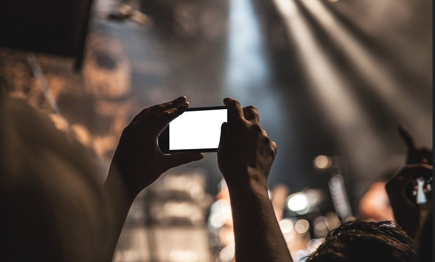 Cara Mengatasi Kecerahan Layar HP