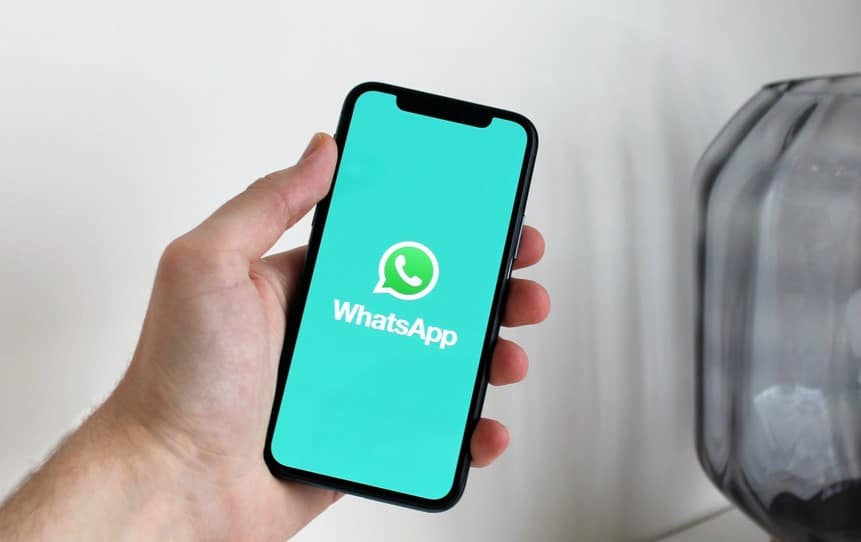 Cara Menyematkan Chat WA di iPhone Sekaligus